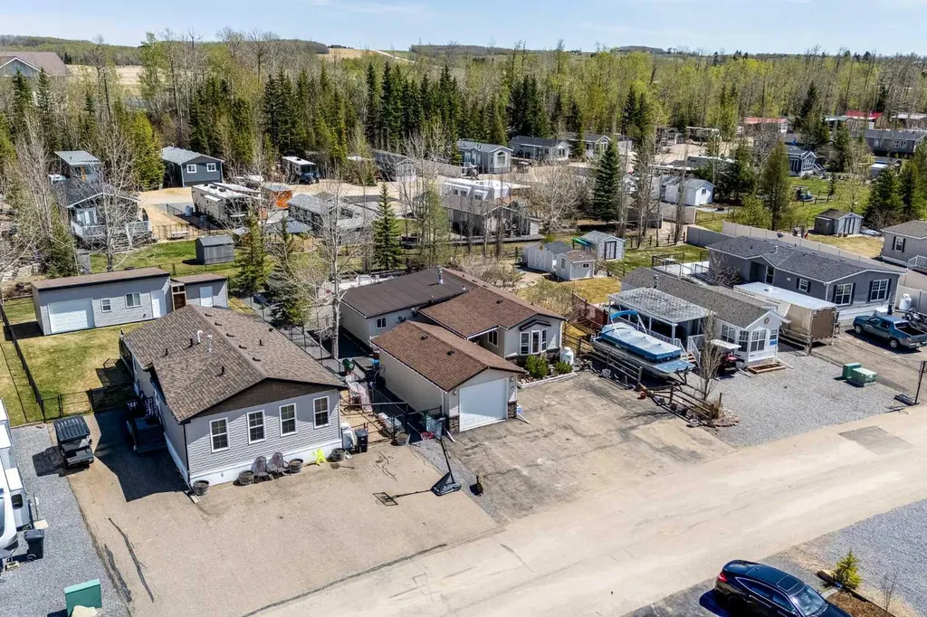 10046 Township Road 422 Rural Ponoka County AB T4J 1V9