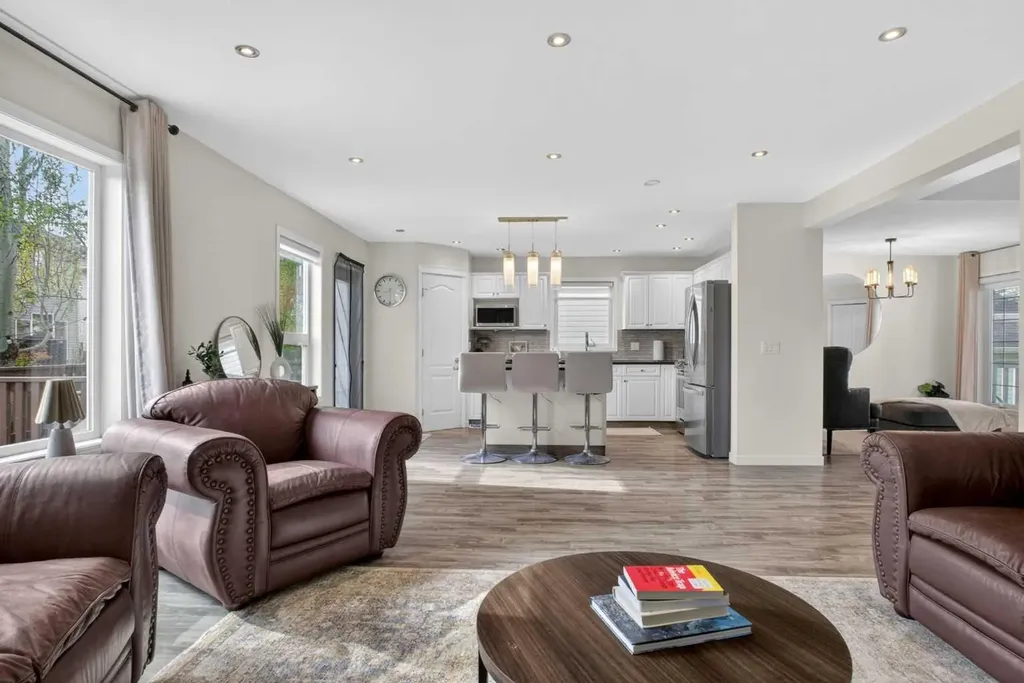 3271 Douglasdale Boulevard SE Calgary AB T2Z 3A8