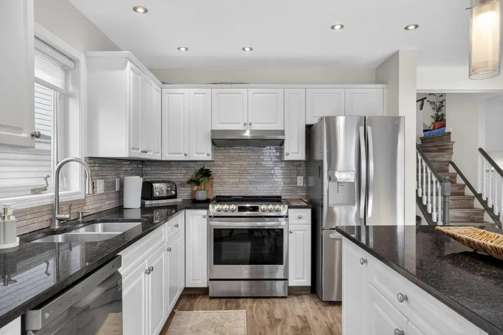 3271 Douglasdale Boulevard SE Calgary AB T2Z 3A8