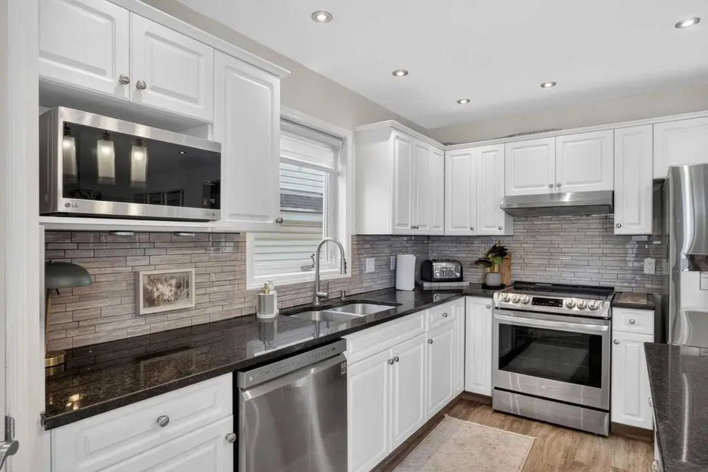 3271 Douglasdale Boulevard SE Calgary AB T2Z 3A8