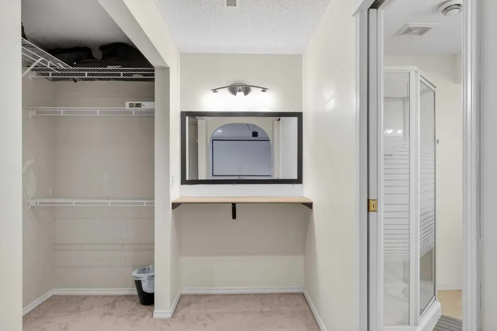 3271 Douglasdale Boulevard SE Calgary AB T2Z 3A8