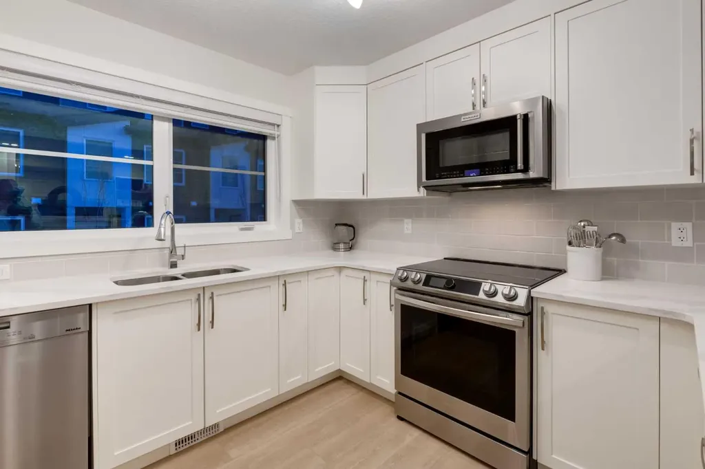 474 Seton Circle SE Calgary AB T3M 3P6