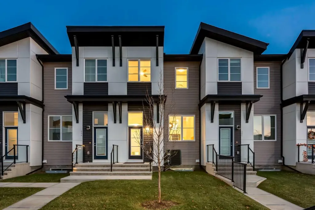 474 Seton Circle SE Calgary AB T3M 3P6