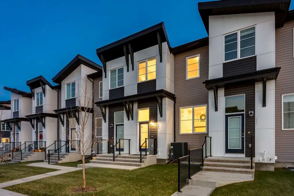 474 Seton Circle SE Calgary AB T3M 3P6