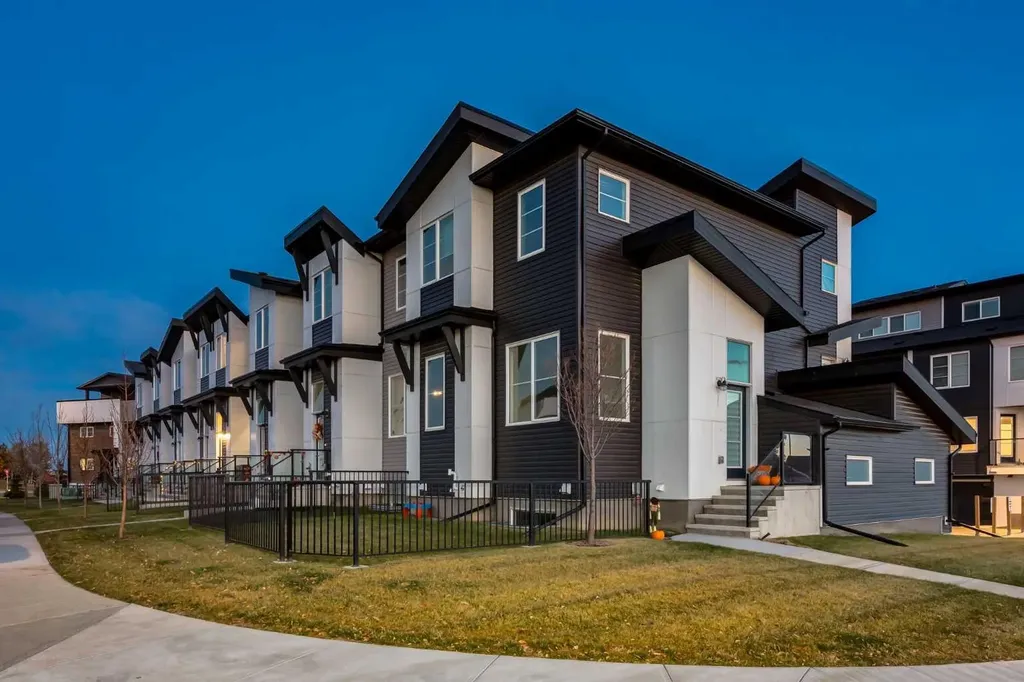 474 Seton Circle SE Calgary AB T3M 3P6