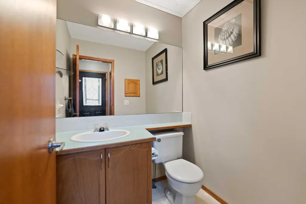 48 Sunridge Crescent NW Airdrie AB T4B 2G5