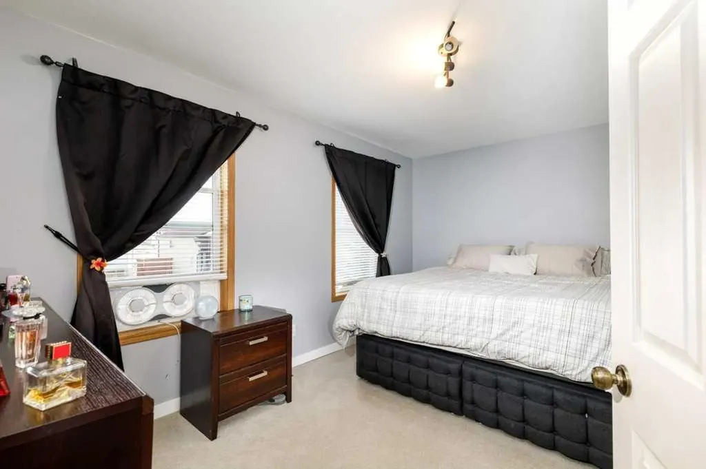 46 James Street Red Deer AB T4P 3W4