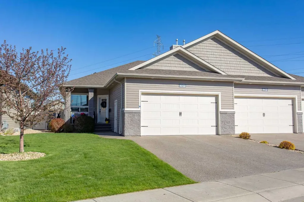 42 Vista Close Red Deer AB T4R 0N8