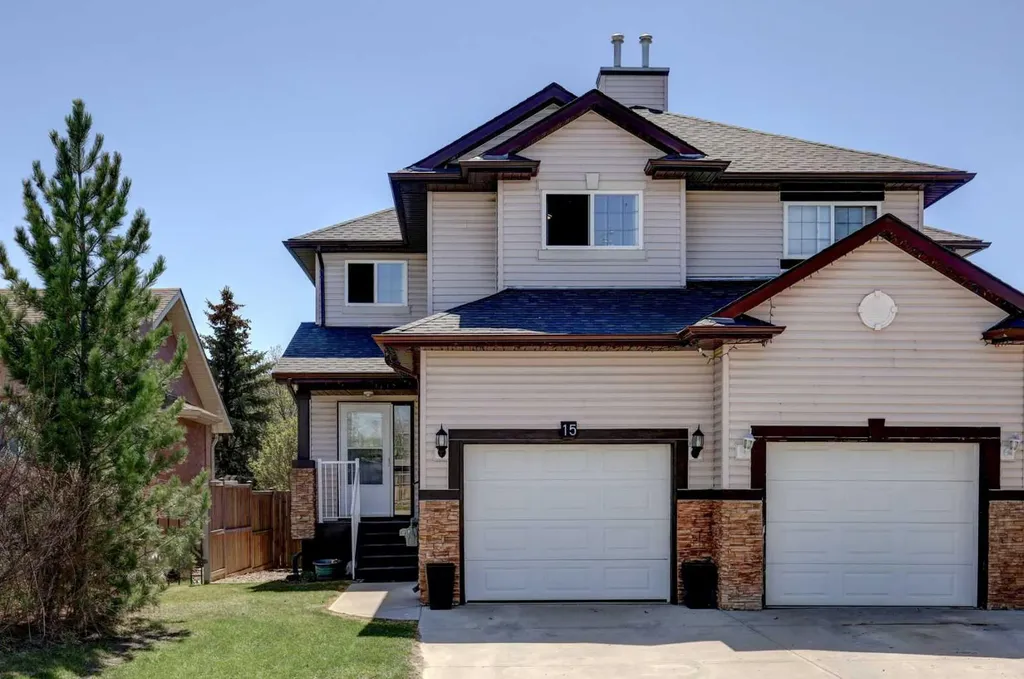 15 Parklane Drive Strathmore AB T1P 1C2