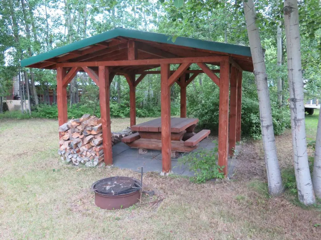 Lot 10 Rural Big Lakes County AB T0G 1K0