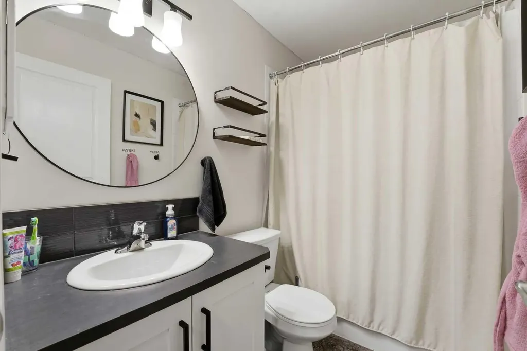339 Viscount Drive Red Deer AB T4R 0S2