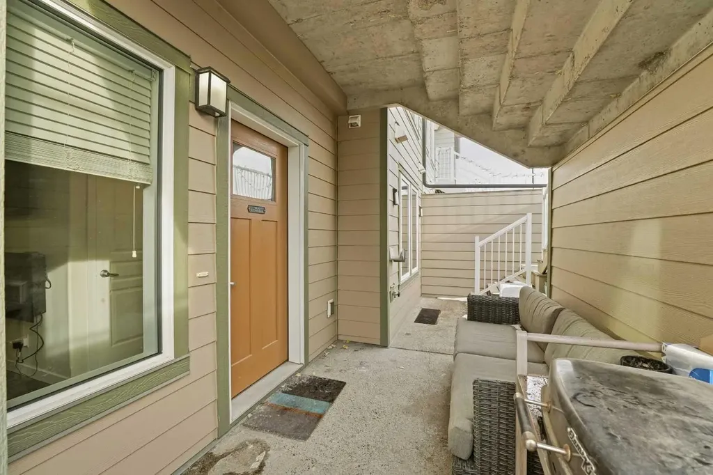 339 Viscount Drive Red Deer AB T4R 0S2