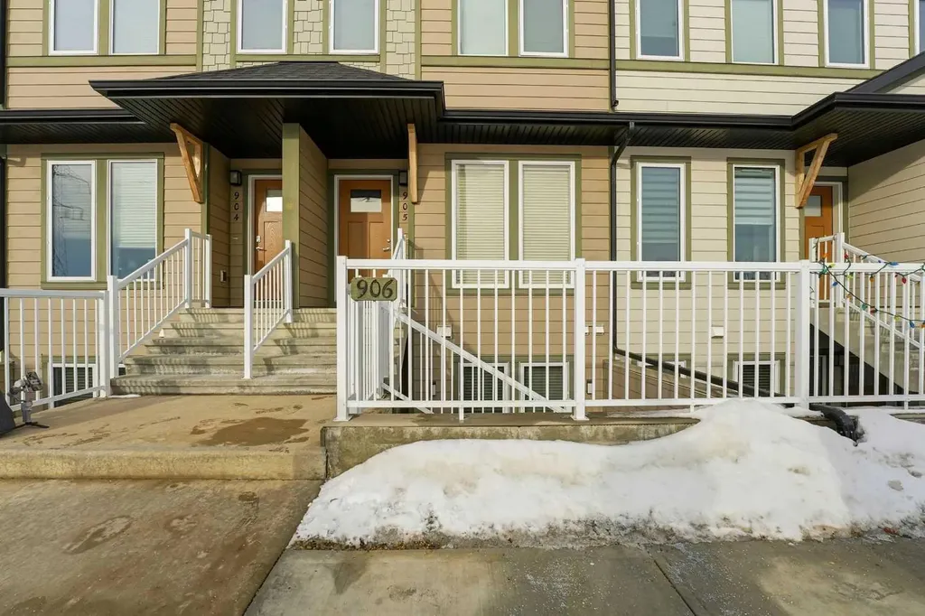 339 Viscount Drive Red Deer AB T4R 0S2