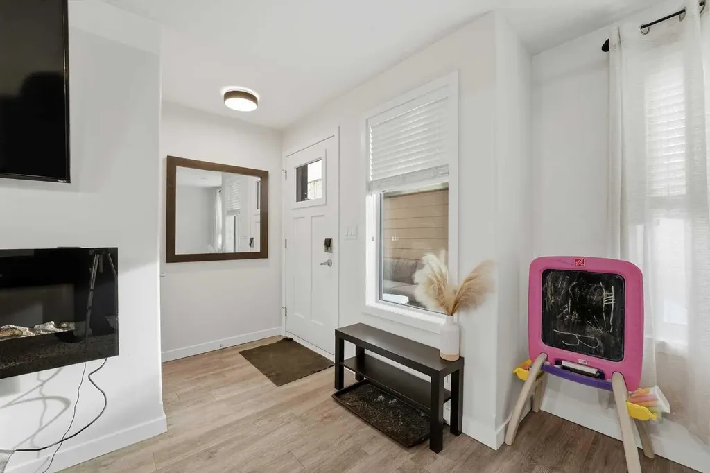 339 Viscount Drive Red Deer AB T4R 0S2