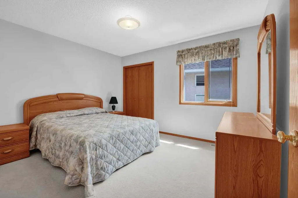 531 Sierra Morena Court SW Calgary AB T3H 3C2