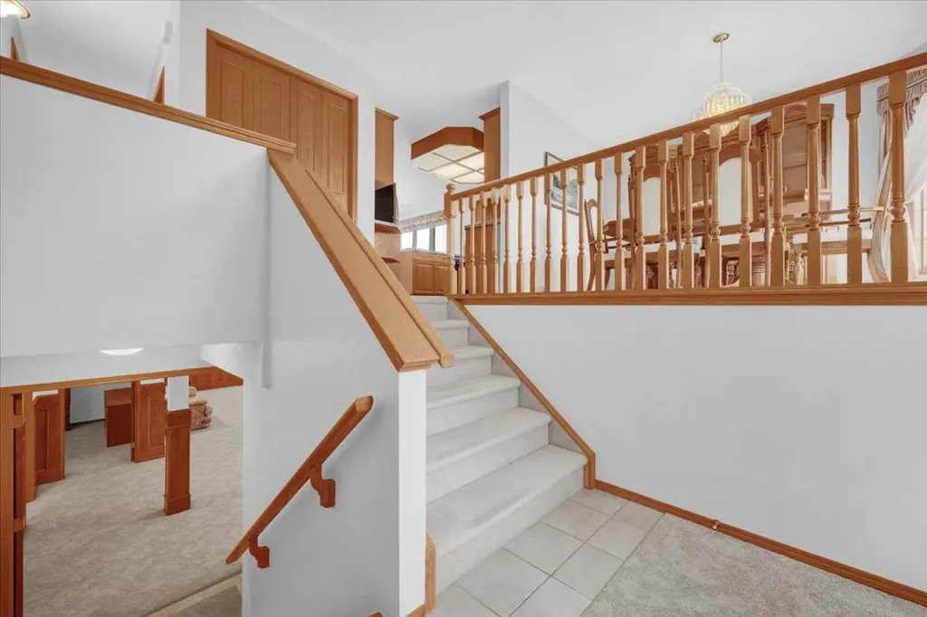 531 Sierra Morena Court SW Calgary AB T3H 3C2