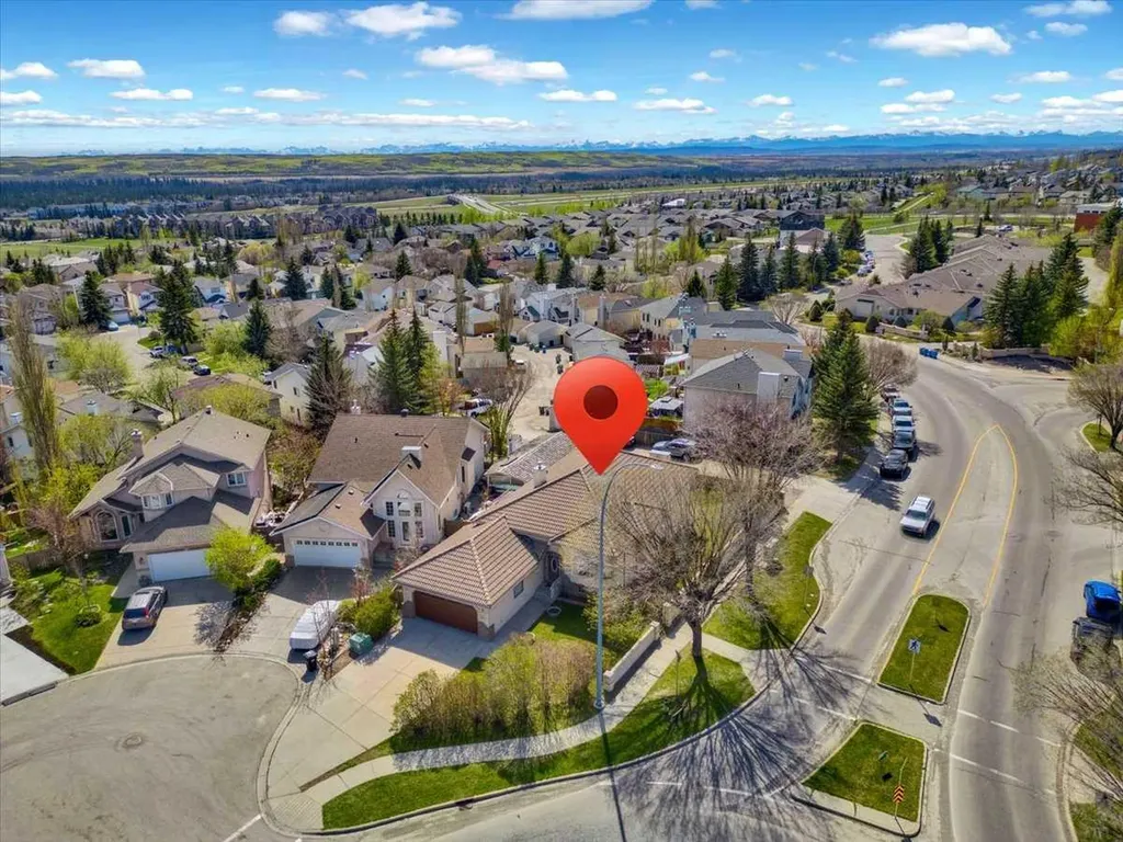 531 Sierra Morena Court SW Calgary AB T3H 3C2