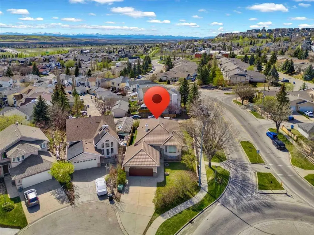 531 Sierra Morena Court SW Calgary AB T3H 3C2
