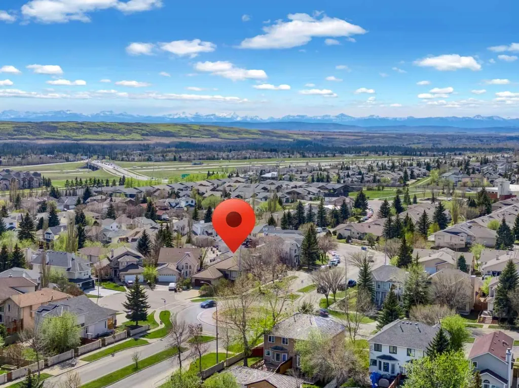 531 Sierra Morena Court SW Calgary AB T3H 3C2