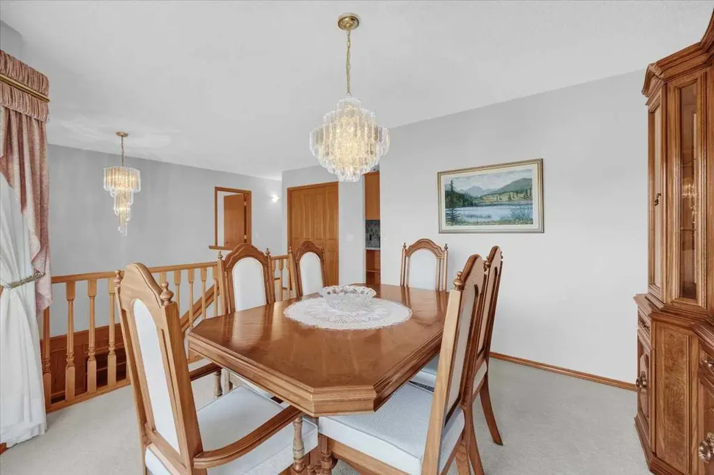 531 Sierra Morena Court SW Calgary AB T3H 3C2
