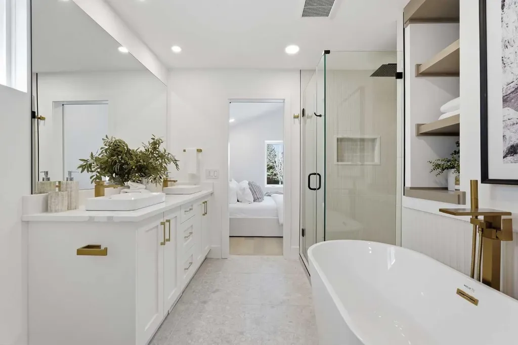 60 Lake Lucerne Close SE Calgary AB T2J 3H8