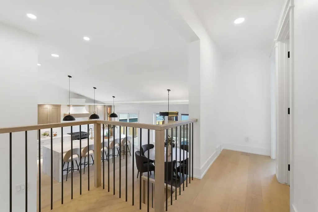60 Lake Lucerne Close SE Calgary AB T2J 3H8