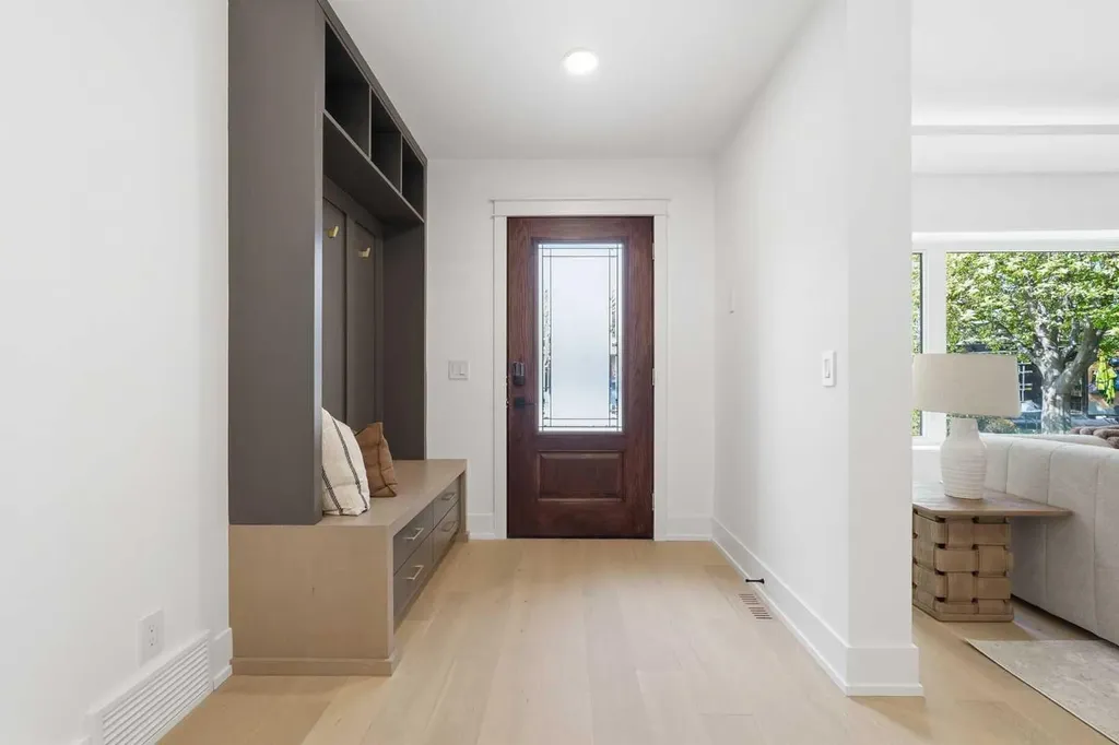 60 Lake Lucerne Close SE Calgary AB T2J 3H8