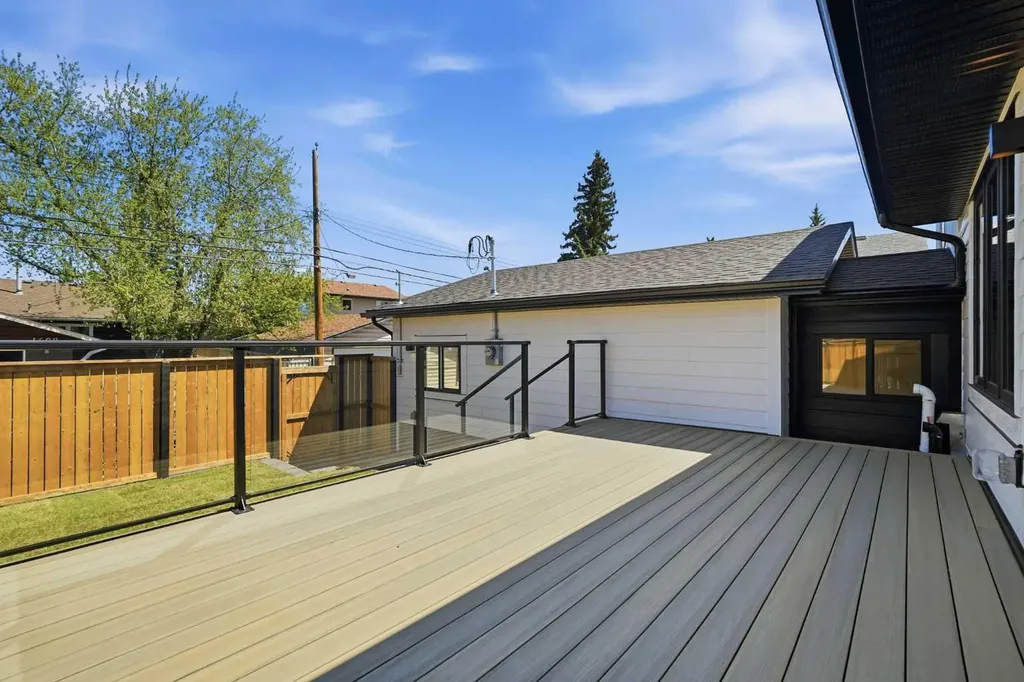 60 Lake Lucerne Close SE Calgary AB T2J 3H8