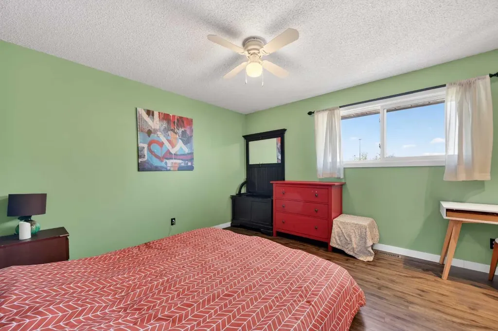 700 Allen Street SE Airdrie AB T4B 1E8