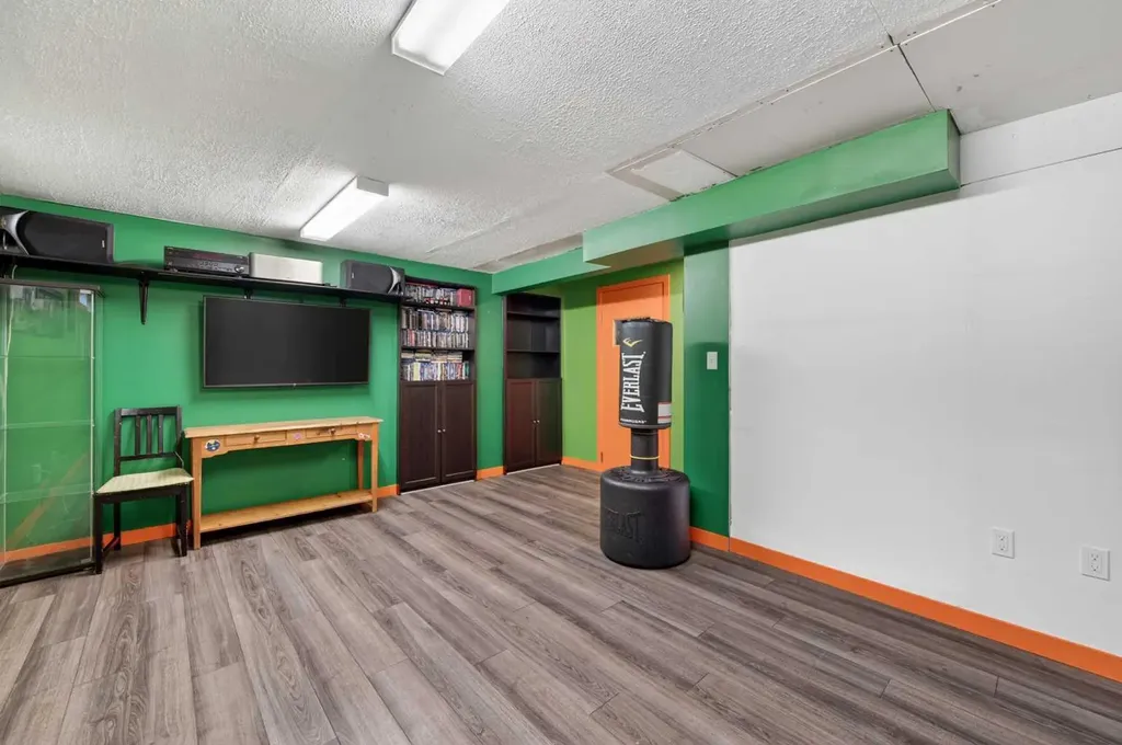 700 Allen Street SE Airdrie AB T4B 1E8