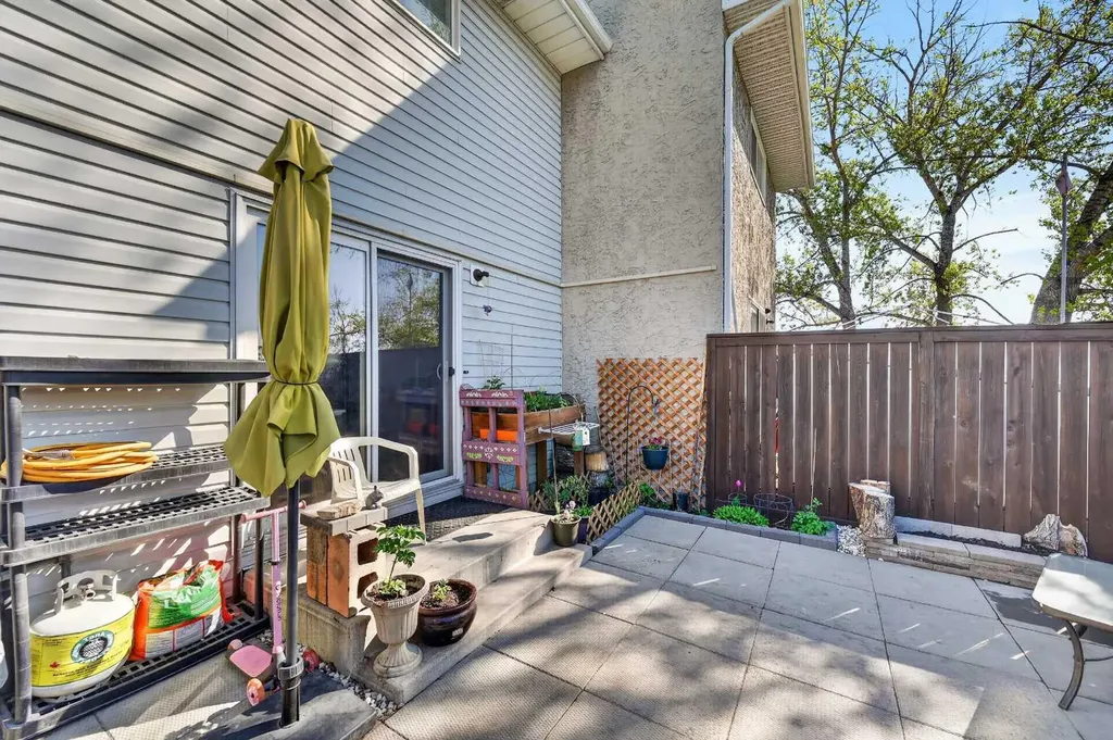 700 Allen Street SE Airdrie AB T4B 1E8