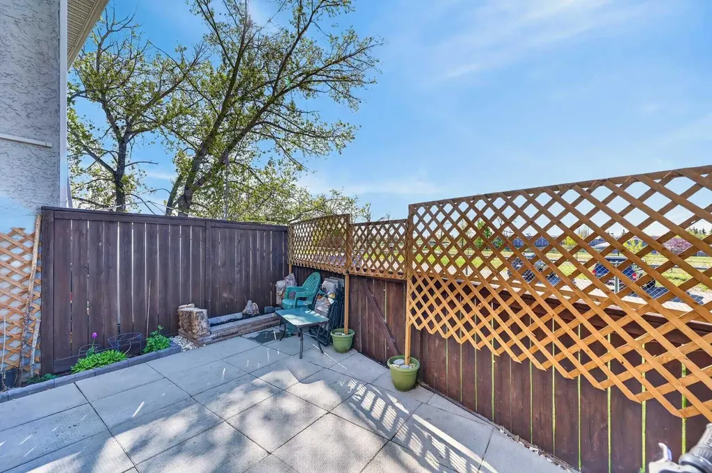 700 Allen Street SE Airdrie AB T4B 1E8