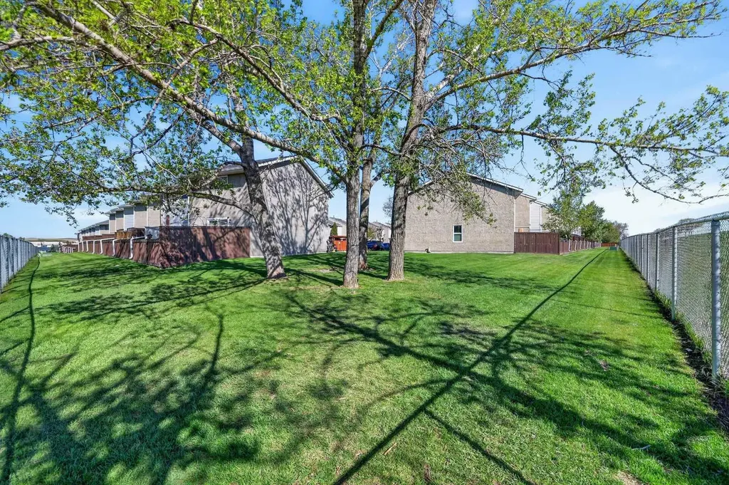 700 Allen Street SE Airdrie AB T4B 1E8