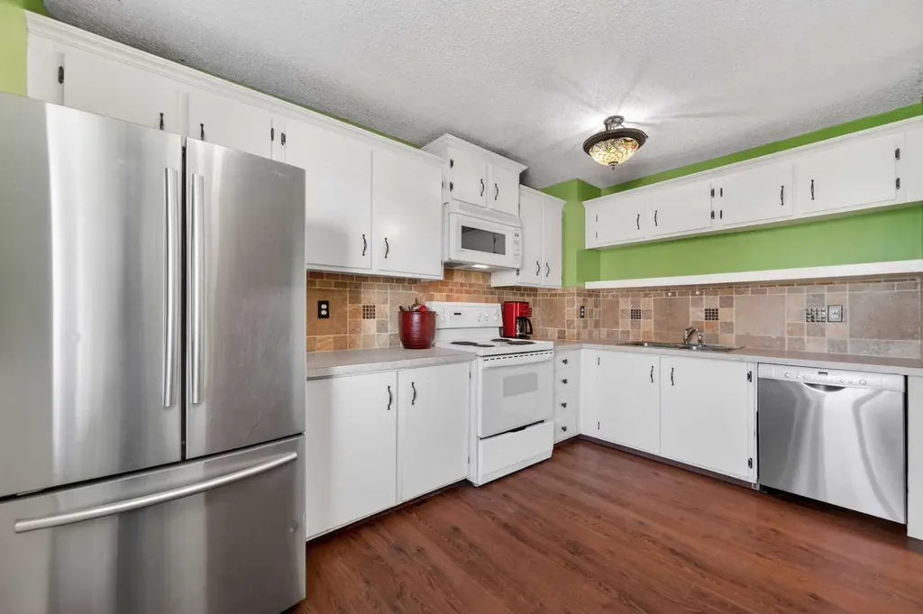 700 Allen Street SE Airdrie AB T4B 1E8