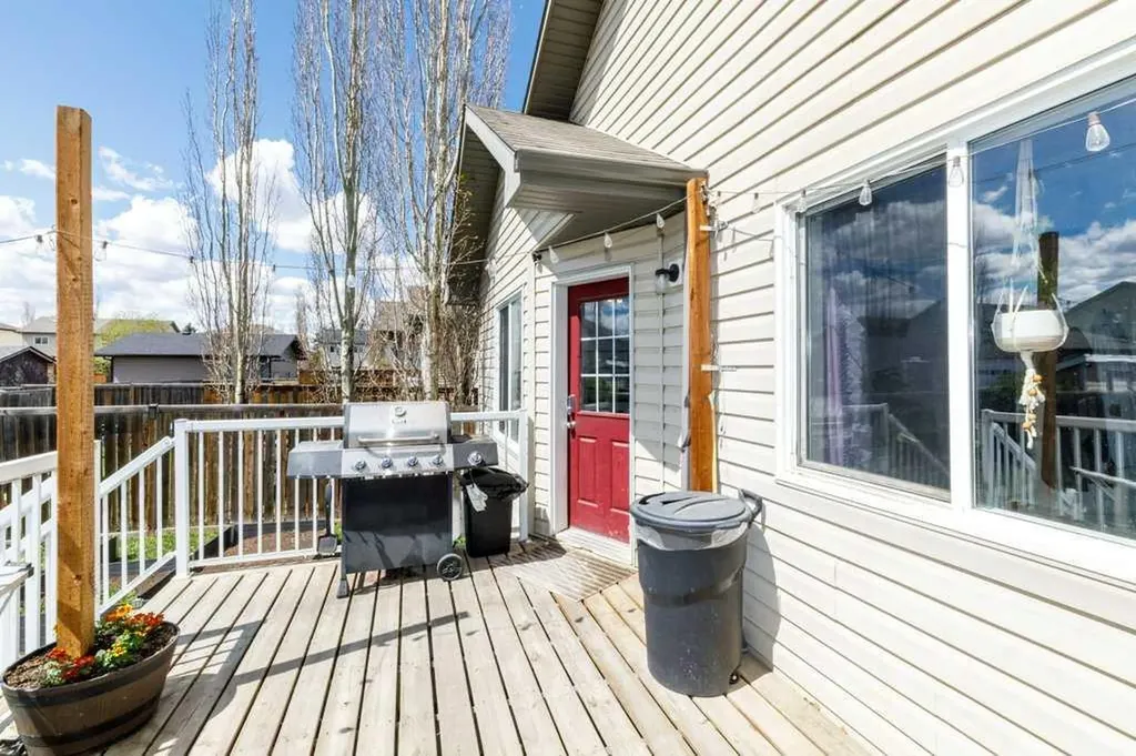 19 Ibbotson Close Red Deer AB T4R 0C6