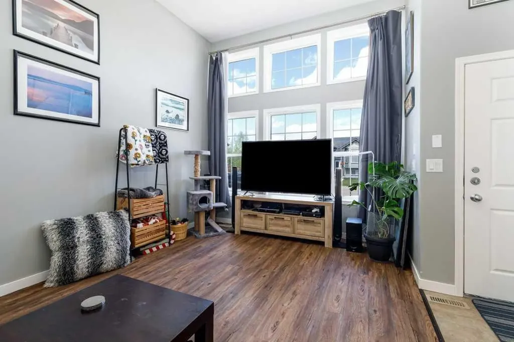 19 Ibbotson Close Red Deer AB T4R 0C6