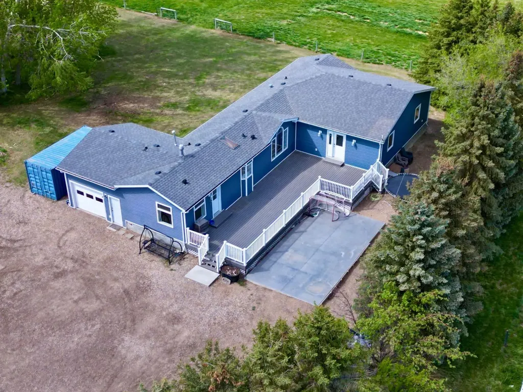 12520 Range Road 70 Rural Cypress County AB T1B 0K7