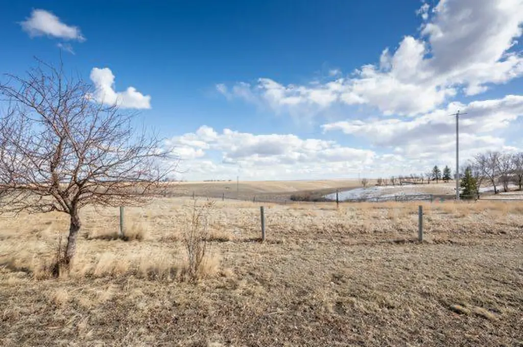 12520 Range Road 70 Rural Cypress County AB T1B 0K7