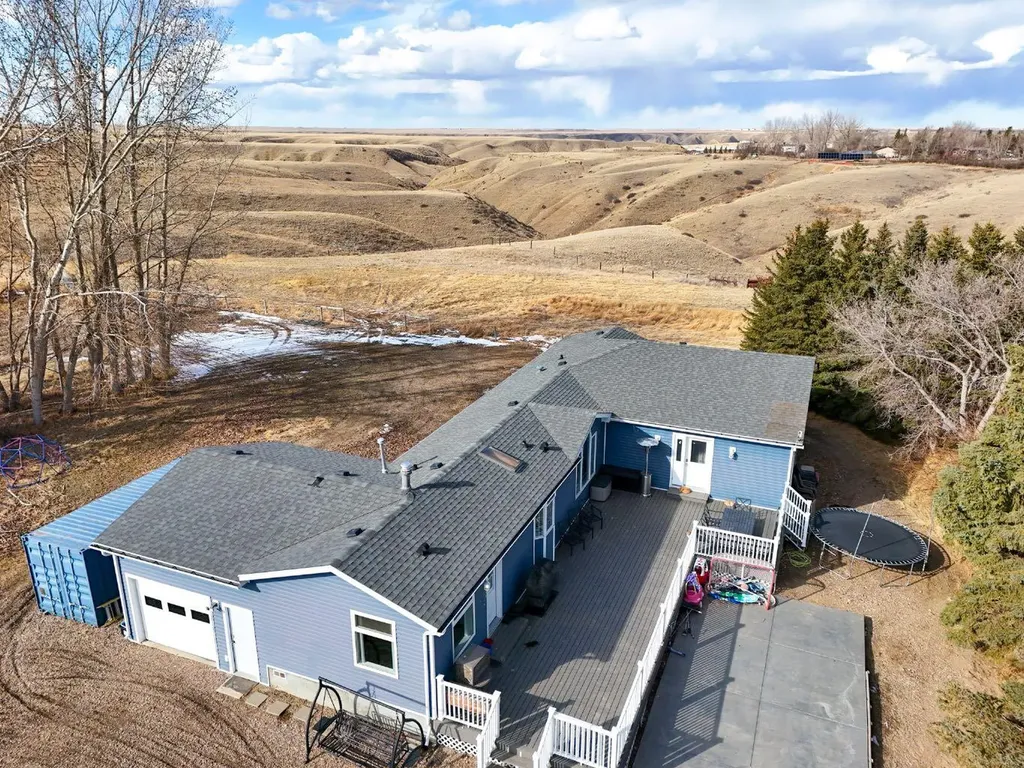 12520 Range Road 70 Rural Cypress County AB T1B 0K7