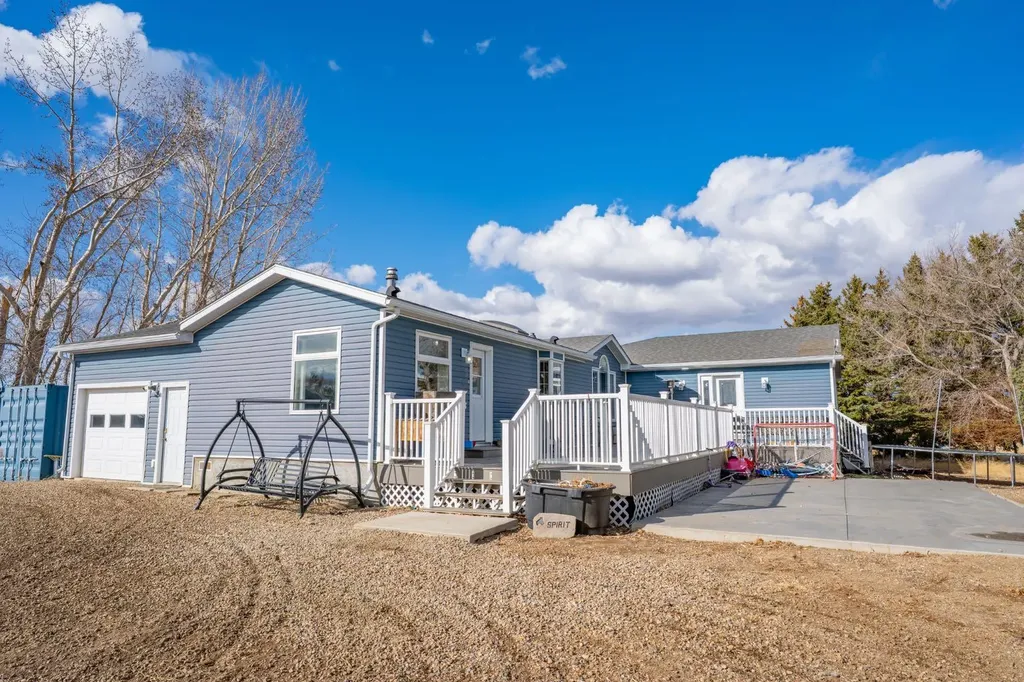 12520 Range Road 70 Rural Cypress County AB T1B 0K7