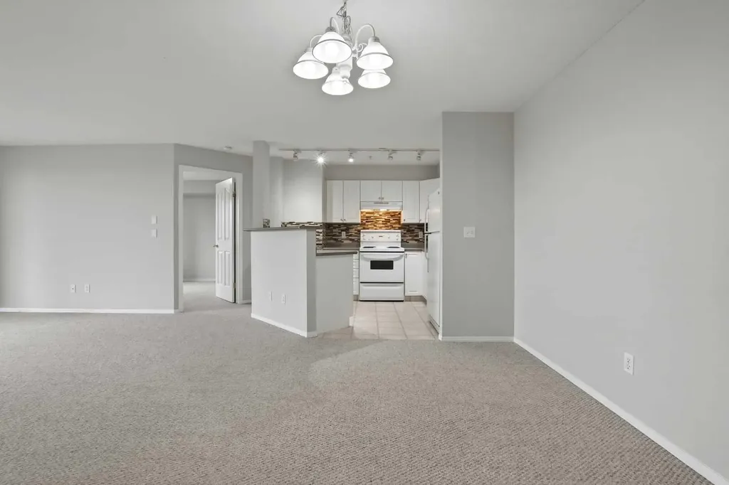 60 Lawford Avenue Red Deer AB T4R 3E9