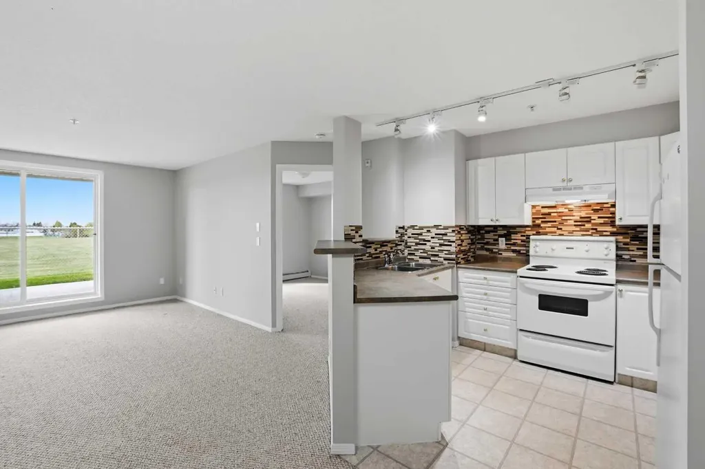 60 Lawford Avenue Red Deer AB T4R 3E9