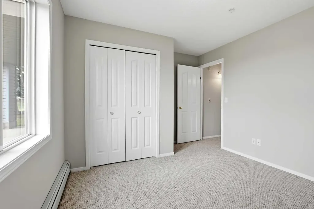 60 Lawford Avenue Red Deer AB T4R 3E9