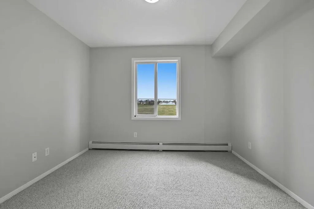 60 Lawford Avenue Red Deer AB T4R 3E9