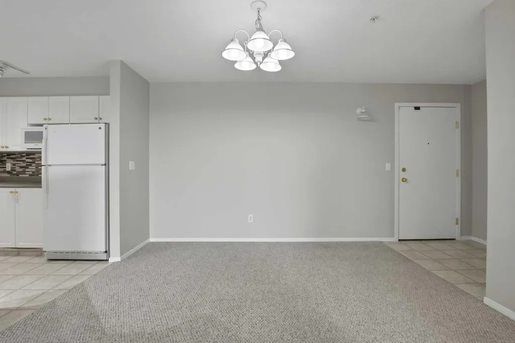 60 Lawford Avenue Red Deer AB T4R 3E9