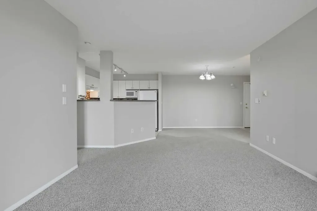 60 Lawford Avenue Red Deer AB T4R 3E9