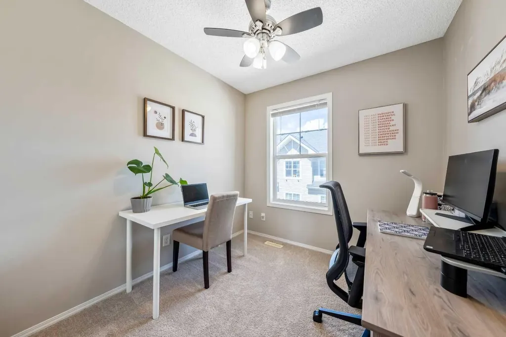 43 Toscana Gardens NW Calgary AB T3L 3C2