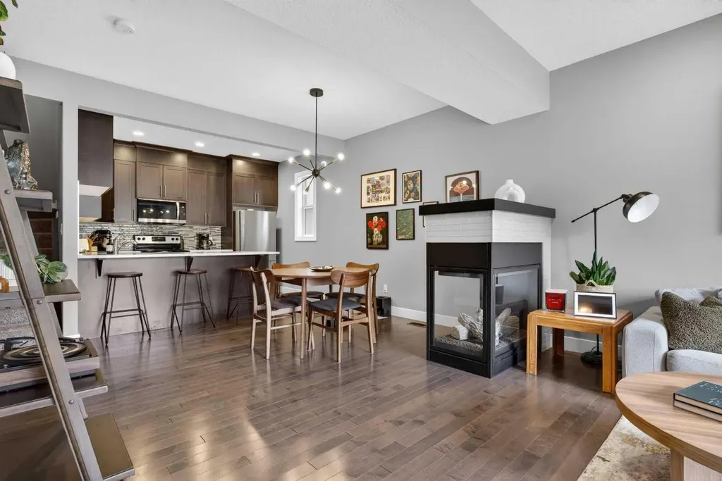 129 12 Avenue NW Calgary AB T2M 0C4