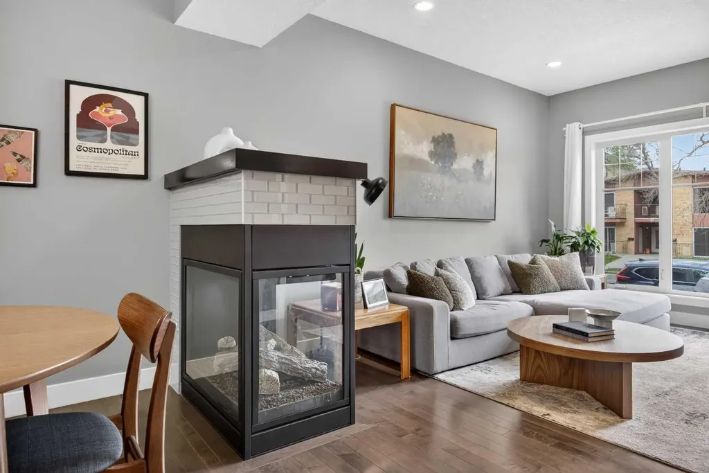 129 12 Avenue NW Calgary AB T2M 0C4