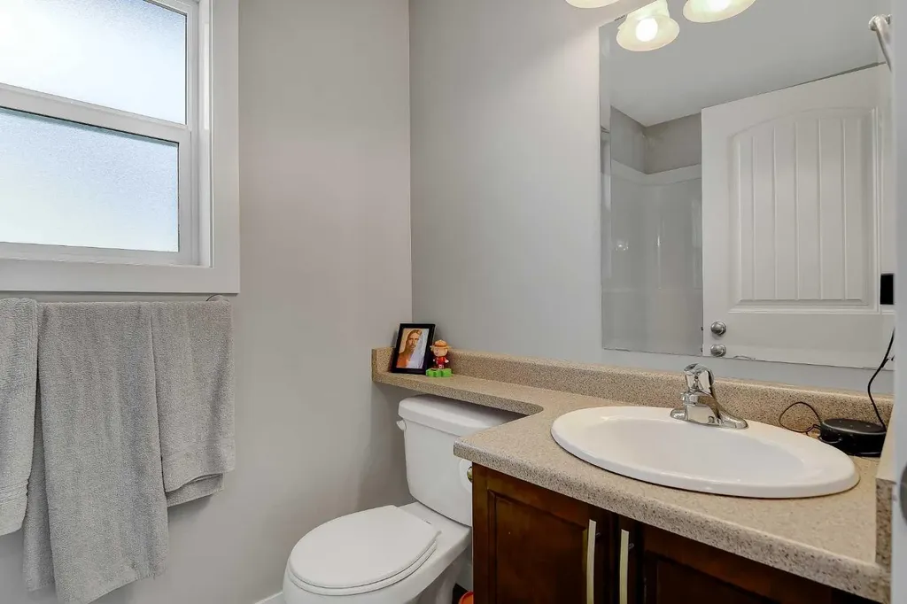 11245 75 Avenue Grande Prairie AB T8W0C5
